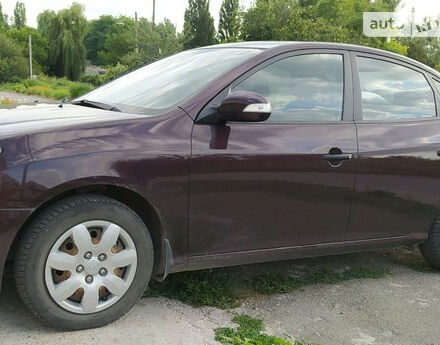 Hyundai Elantra 2010 года