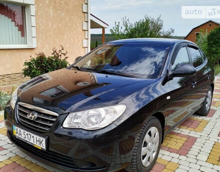 Hyundai Elantra 2008 года