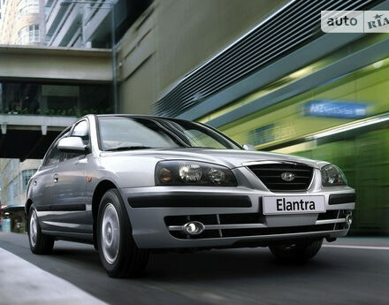Hyundai Elantra 2003 года