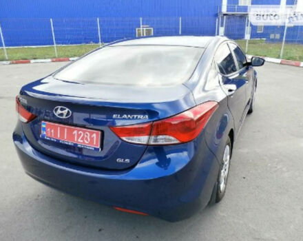 Hyundai Elantra 2011 року - Фото 4 автомобіля