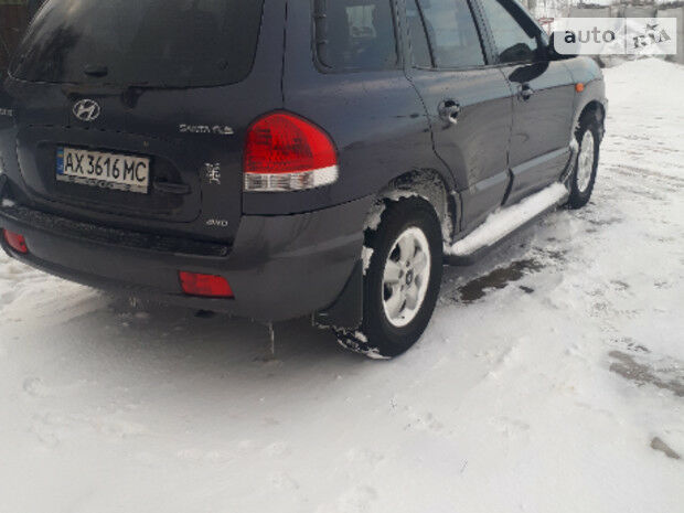 Hyundai Grand Santa Fe 2005 року