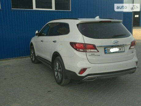 Hyundai Grand Santa Fe 2017 року