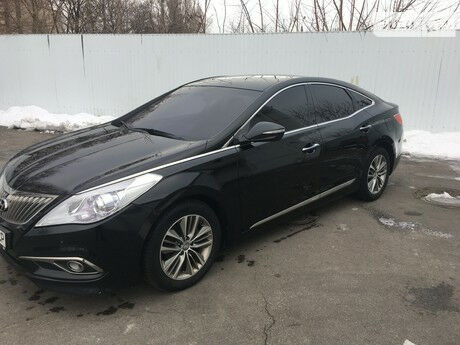 Хендай Грандер 2015 року Hyundai Grandeur 2015 року