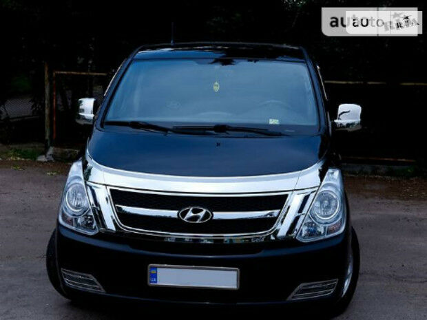 Hyundai H1 пасс. 2012 року