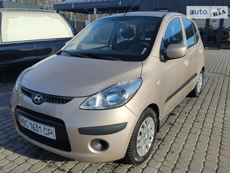 Хендай и10 2008 года Hyundai i10 2008 года