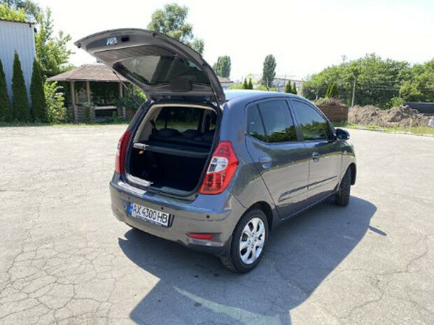 Hyundai i10 2013 года