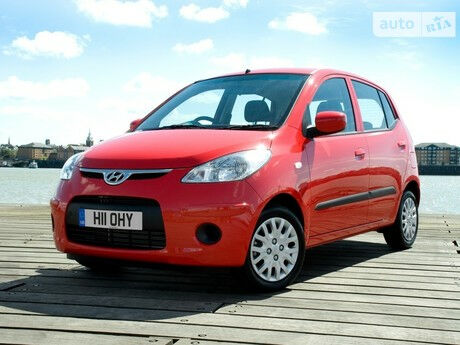 Хендай и10 2010 року Hyundai i10 2010 року
