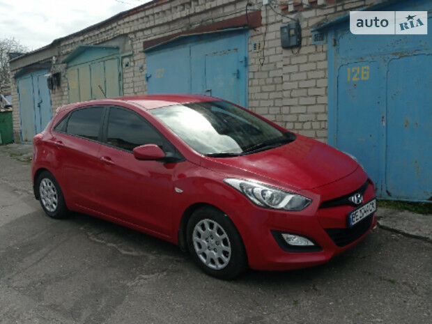 Хендай i30 2013 року Hyundai i30 2013 року