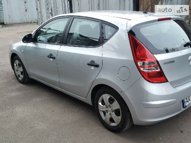 Hyundai i30 2010 року