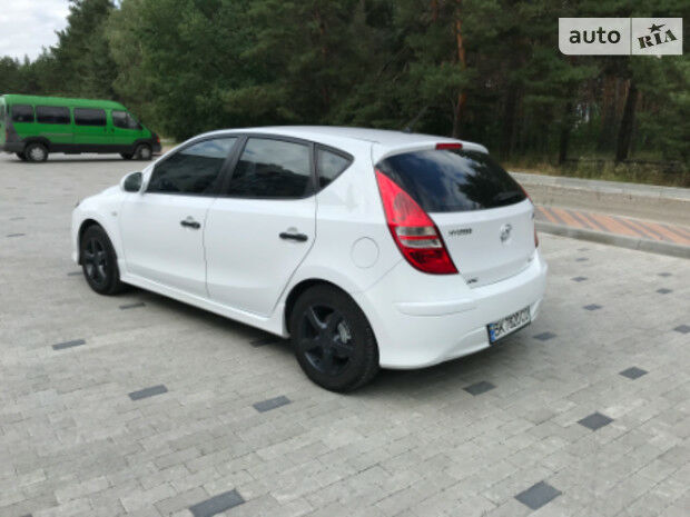 Hyundai i30 2010 року