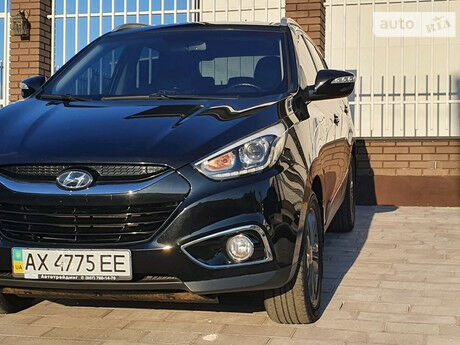 Хендай их35 2013 года Hyundai ix35 2013 года
