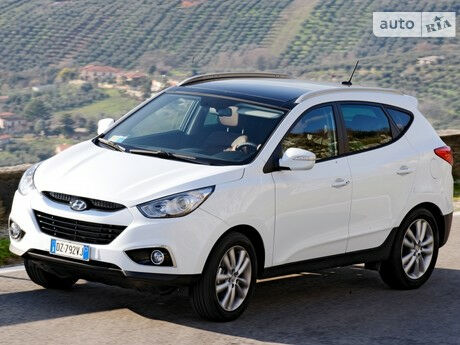 Хендай их35 2013 года Hyundai ix35 2013 года