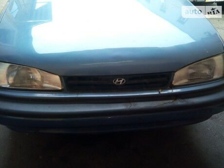Хендай Лантра 1993 года Hyundai Lantra 1993 года
