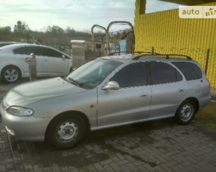 Hyundai Lantra 1999 року