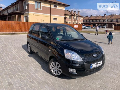 Хендай Матрикс 2009 року Hyundai Matrix 2009 року