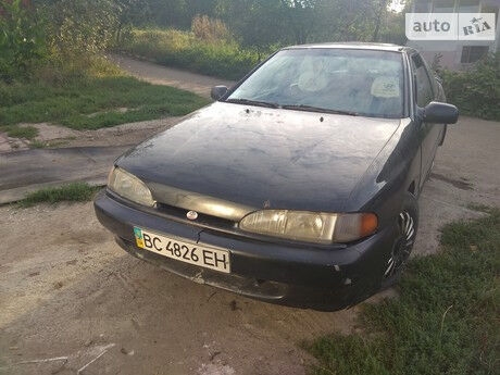 Хендай С-Купе 1994 года Hyundai S-Coupe 1994 года