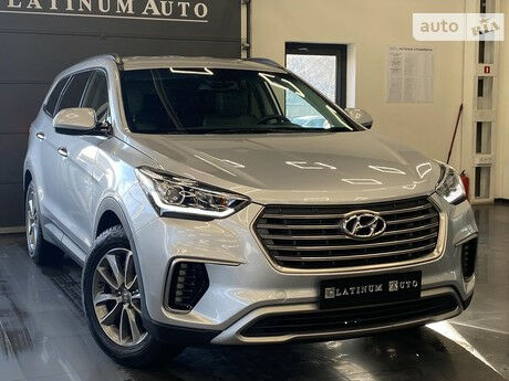 Hyundai Santa FE 2017 года