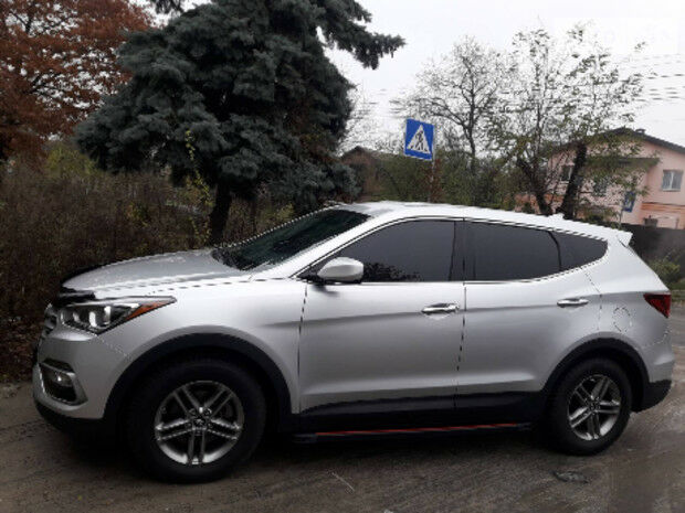 Hyundai Santa FE 2017 года