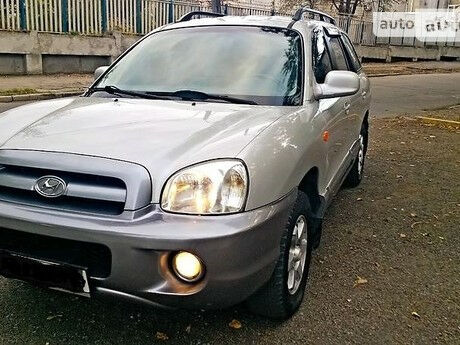 Хендай Санта Фе 2006 року Hyundai Santa FE 2006 року