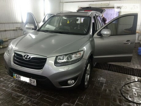 Hyundai Santa FE 2010 года