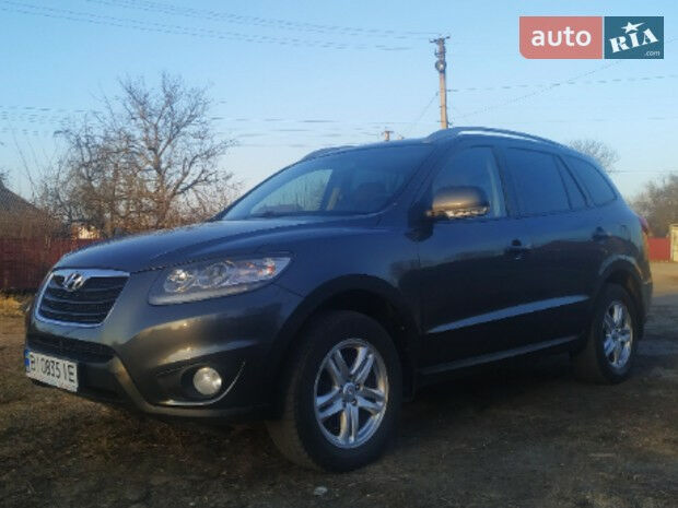 Hyundai Santa FE 2011 года