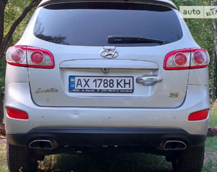 Hyundai Santa FE 2010 року - Фото 2 автомобіля