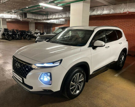 Hyundai Santa FE 2019 года