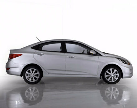 Hyundai Solaris 2011 року