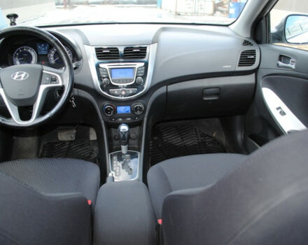 Hyundai Solaris 2013 года - Фото 3 авто