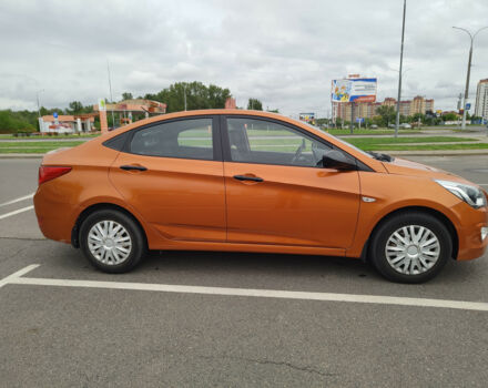 Hyundai Solaris 2015 року