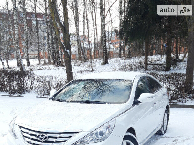 Hyundai Sonata 2011 года