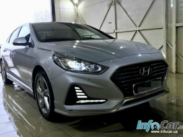 Hyundai Sonata 2018 года