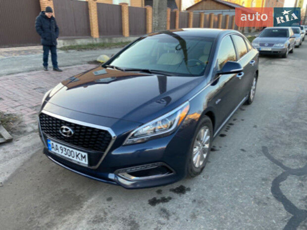 Hyundai Sonata 2017 года