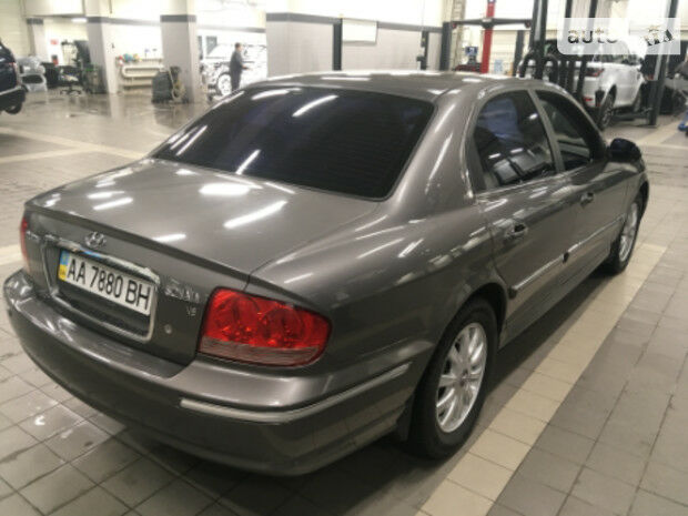 Hyundai Sonata 2004 року