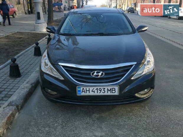 Hyundai Sonata 2012 року