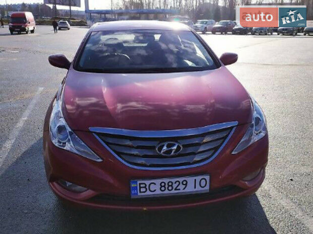 Hyundai Sonata 2010 року