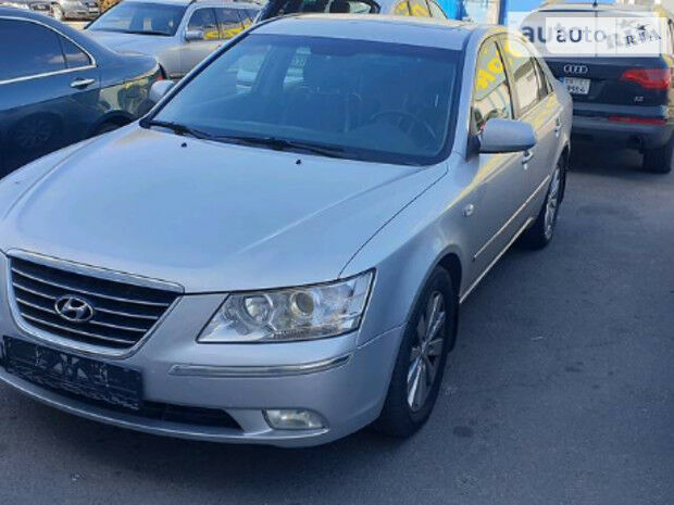 Hyundai Sonata 2009 року