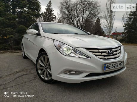 Hyundai Sonata 2013 года