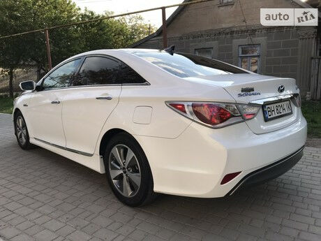 Hyundai Sonata 2012 года