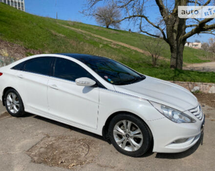 Hyundai Sonata 2011 року