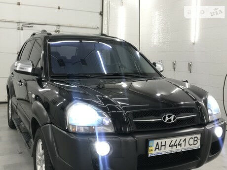 Хендай Туксон 2007 року Hyundai Tucson 2007 року