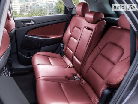Хендай Туксон 2008 року Hyundai Tucson 2008 року