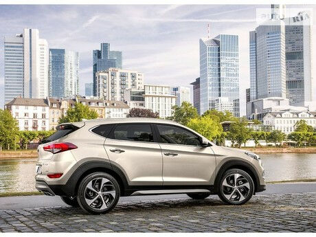 Хендай Туксон 2006 года Hyundai Tucson 2006 года