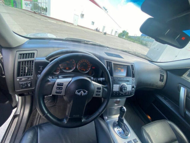 Infiniti FX 2007 года