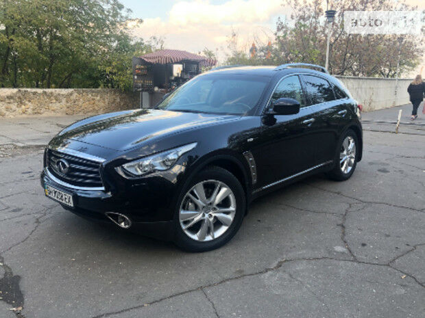 Инфинити ФХ 2013 року Infiniti FX 2013 року