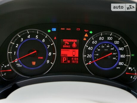 Инфинити ФХ 2005 року Infiniti FX 2005 року