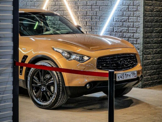 Infiniti FX 2009 року