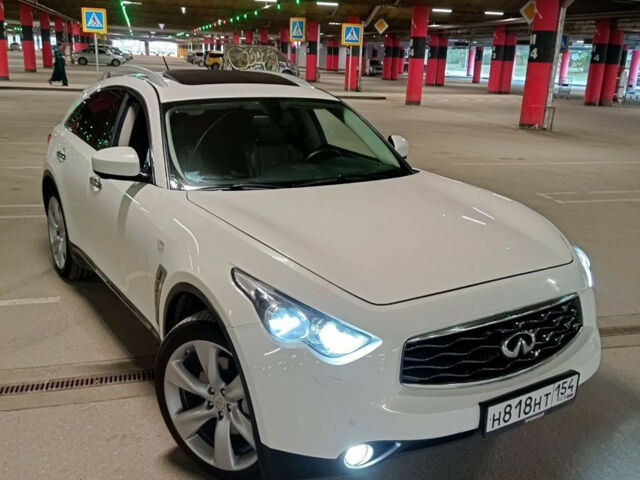 Infiniti FX 2011 року