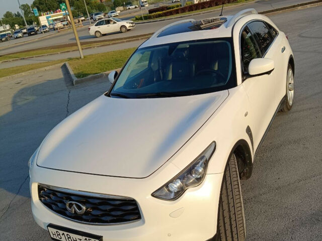 Infiniti FX 2011 року