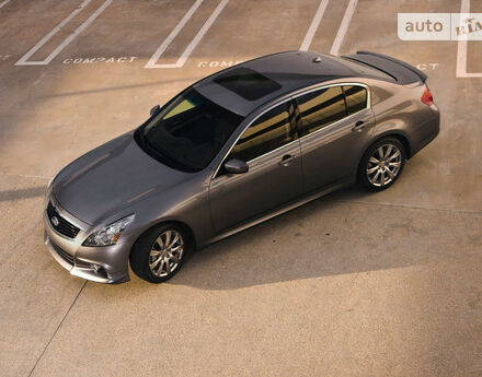 Infiniti G 2010 года